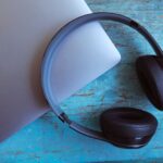 Fone de Ouvido Bluetooth Resistente a Agua e Suor